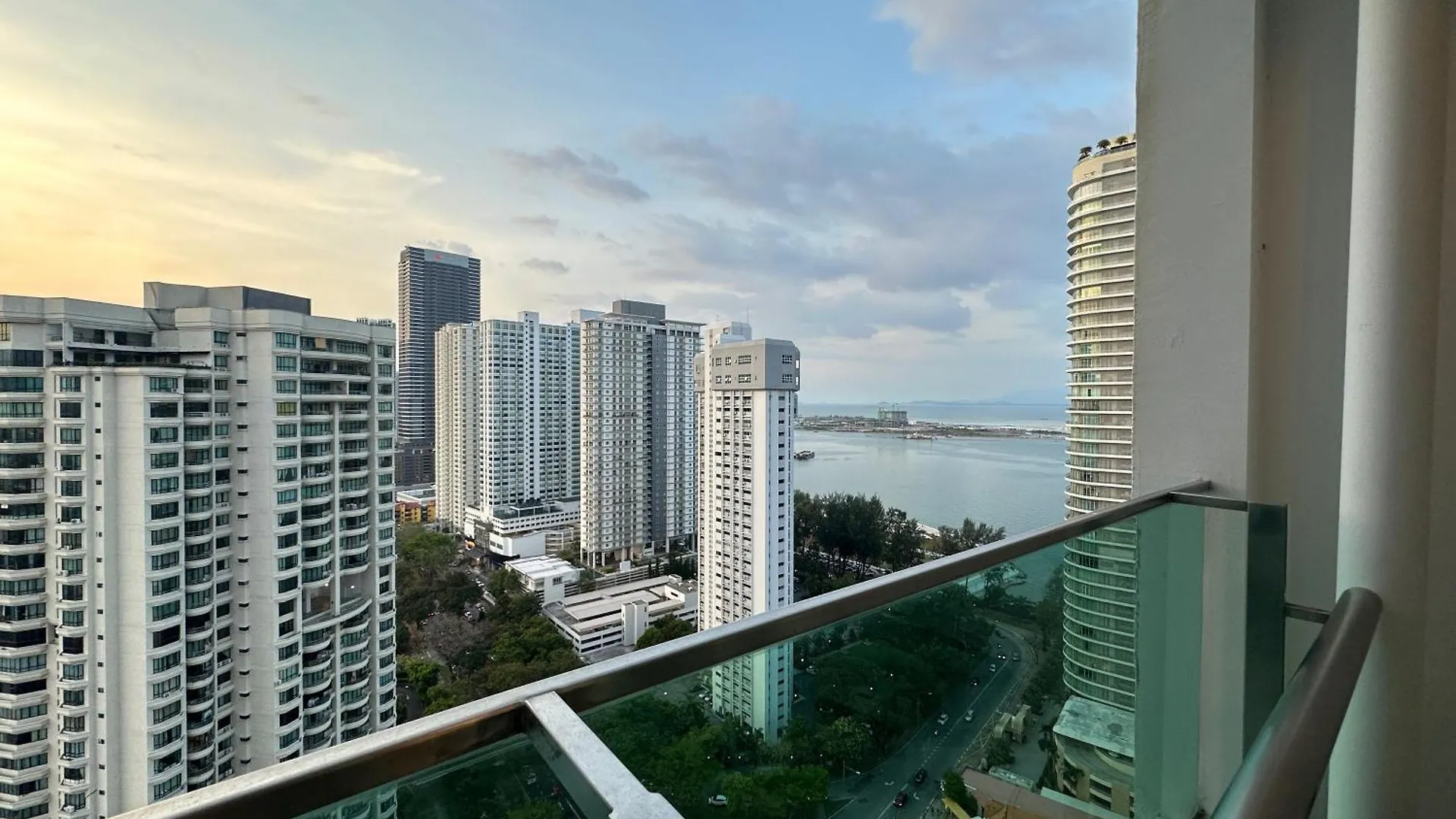 Mansion One By Gleneagles Hospital Apartment George Town 0*,  Malaysia